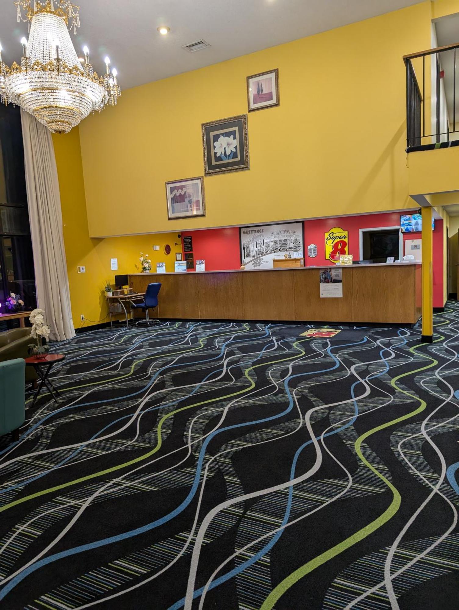 Hotel Super 8 By Wyndham 2*